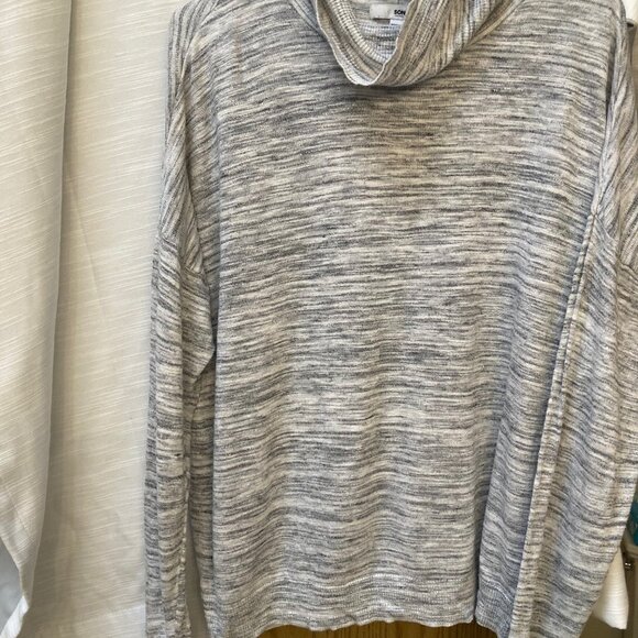 Heather Turtleneck Lightweight Sweater - Picture 1 of 3